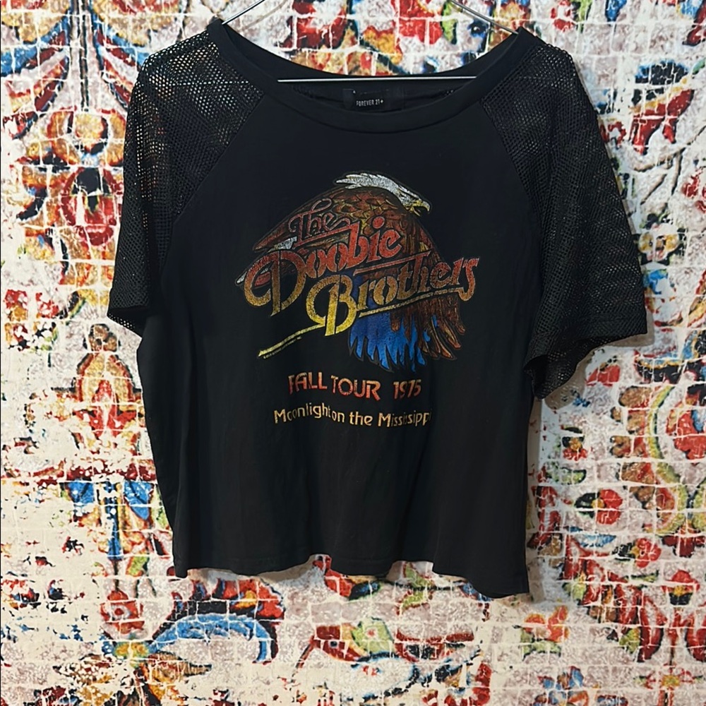 Forever 21 Black Graphic Crop Top